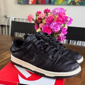 Nike Black and White Sneakers